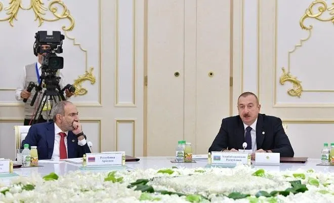 İrəvan və Bakı arasında “yeni razılaşma” olub – Hraparak