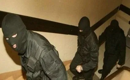 Bakıda kafeyə silahlı basqın