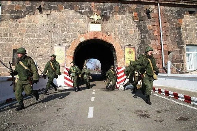 Zəngəzurda qəza: Rusiya hərbçiləri yaralandı