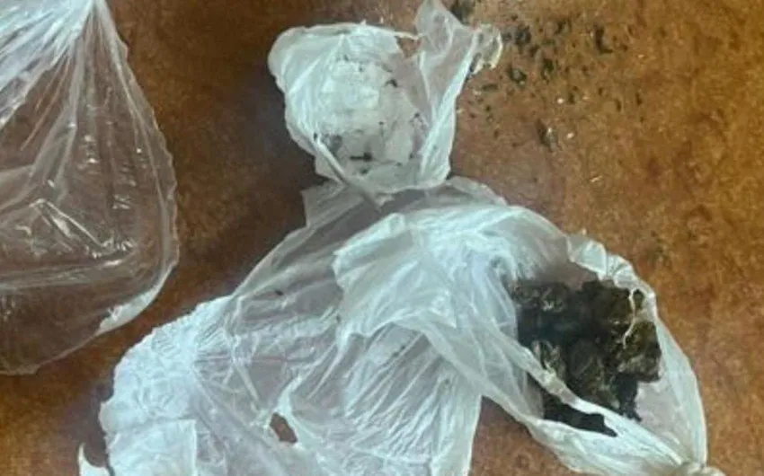 Həbsdə olan ərinə narkotik keçirmək istəyən qadın saxlanıldı