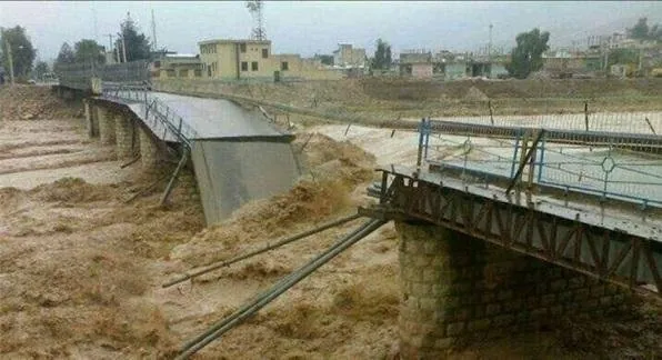 Bir azərbaycanlı ailəni sel apardı