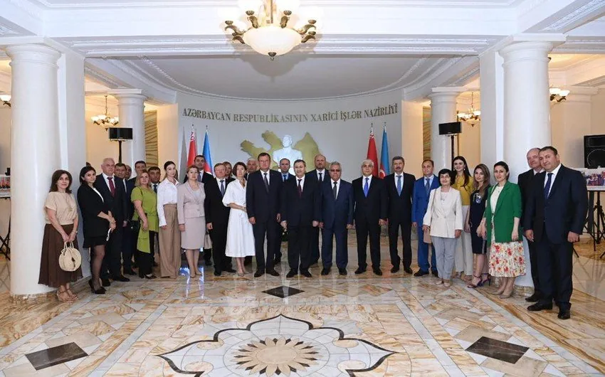 XİN-də Belarusla bağlı tədbir keçirilir