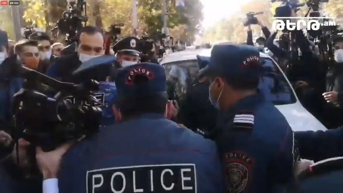 Ermənilər bir-birini qırır, ona görə də belə oldu... - Kiviryan