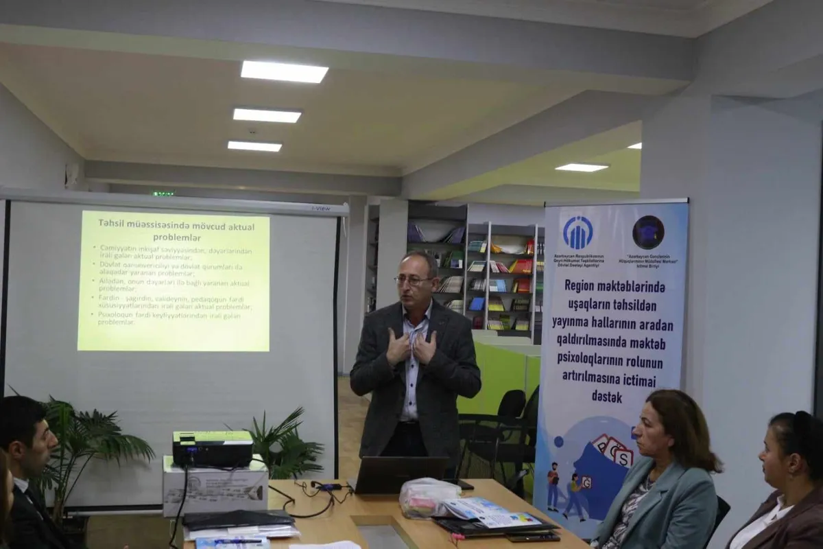 Region məktəblərinin psixoloqları üçün təlimlər keçirilir