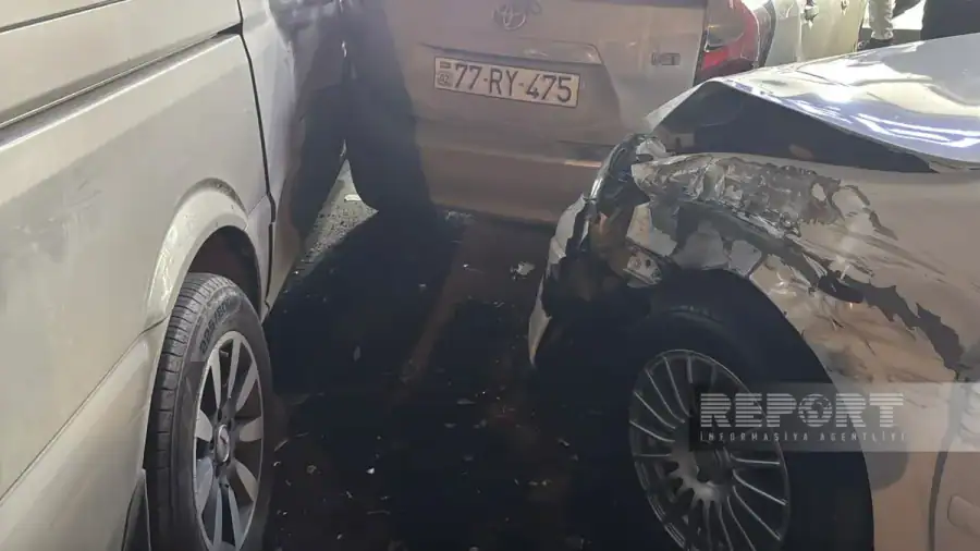Sumqayıtda beş nəqliyyat vasitəsinin toqquşduğu zəncirvari qəza olub