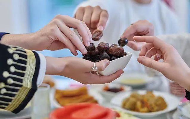 Ramazanın dördüncü günün duası - İmsak və iftar vaxtı
