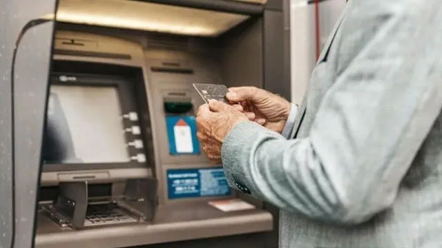 Oktyabr ayının müavinət, təqaüd, ünvanlı yardımları ÖDƏNİLDİ
