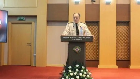 Nazir Tibb Xidmətinin rəisini işdən çıxardı - ƏMR