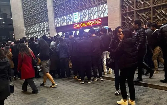 Metrodakı bu vəziyyətlə bağlı - Rəsmi açıqlama