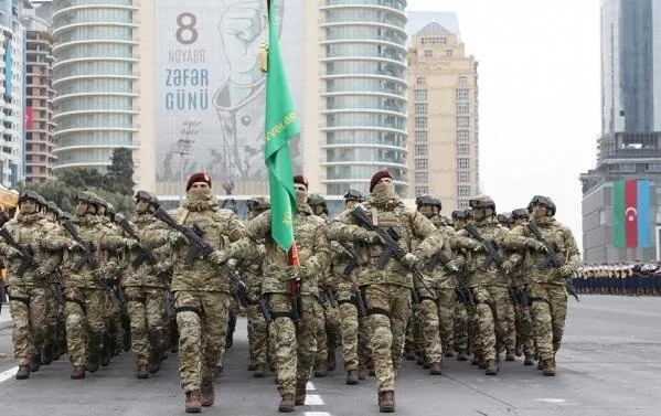 MN-dən hərbçilərin pensiya yaşının artırılmasına münasibət