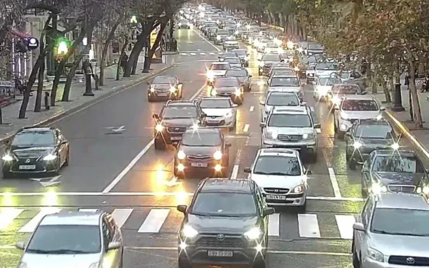 Hazırda Bakıda 10-dan çox yolda TIXAC var