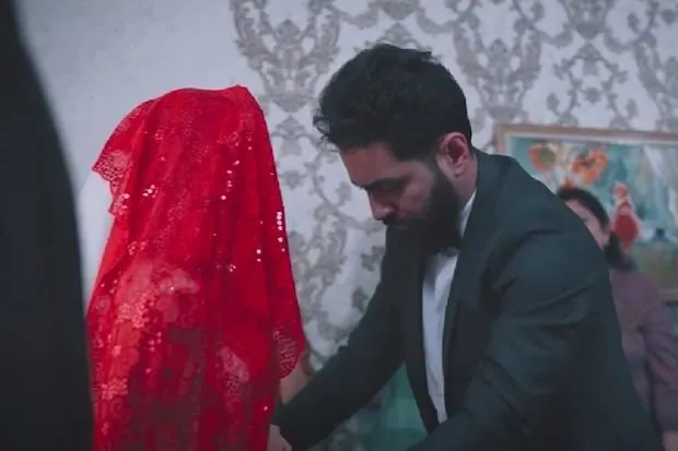 Cəmiyyəti ciddi narahat edən erkən nikah problemi: Həkimlərdən XƏBƏRDARLIQ - VİDEO