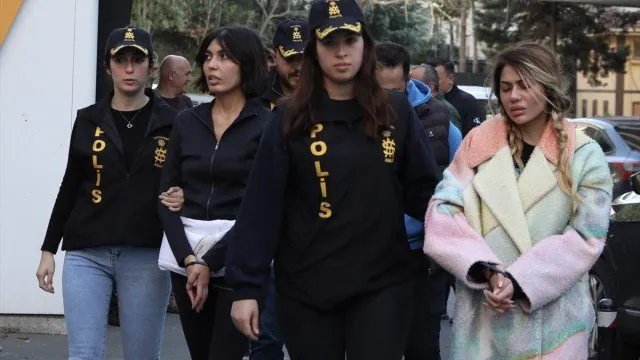 Fenomen bacılar həbs olundu