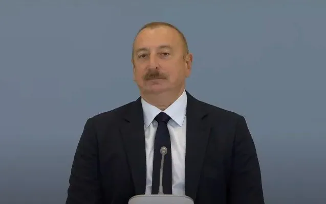İlham Əliyev ADA Universitetində Beynəlxalq Forumda çıxış edir - CANLI