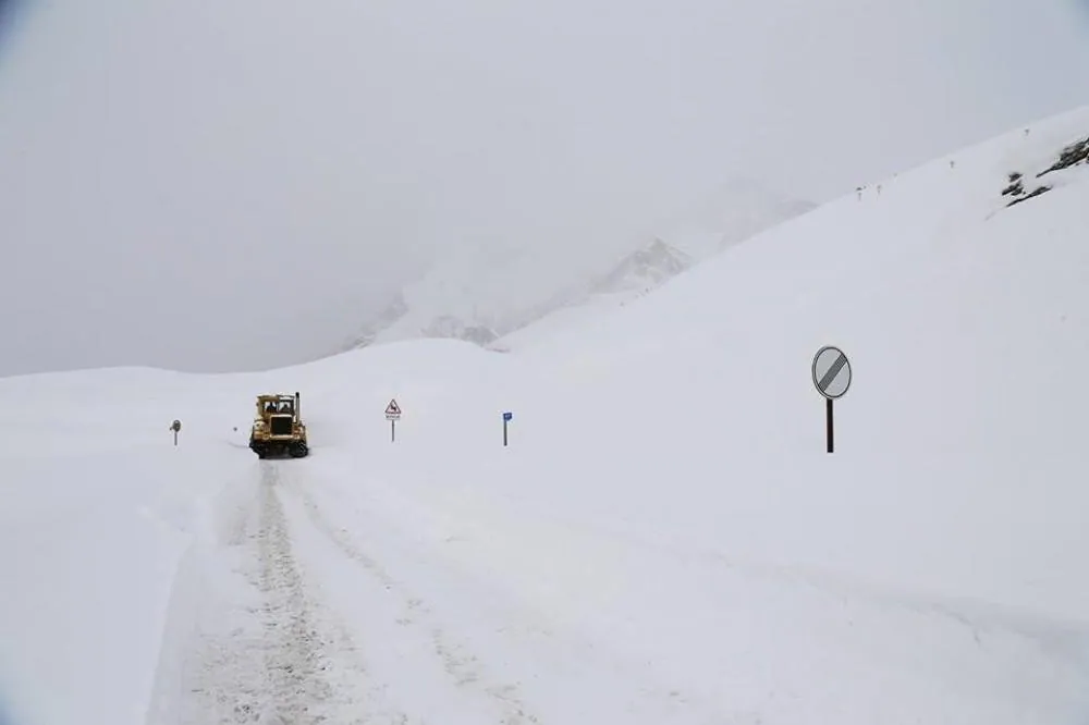 Ermənistanın Rusiyaya yolu yenə bağlandı