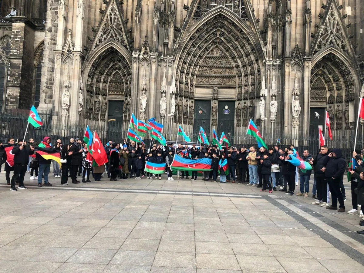 Almaniyada Xocalı soyqırımı ilə bağlı aksiya - Foto