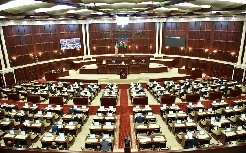 Milli Məclisdə ilin sonuncu iclası: Gündəlikdə 7 məsələ var