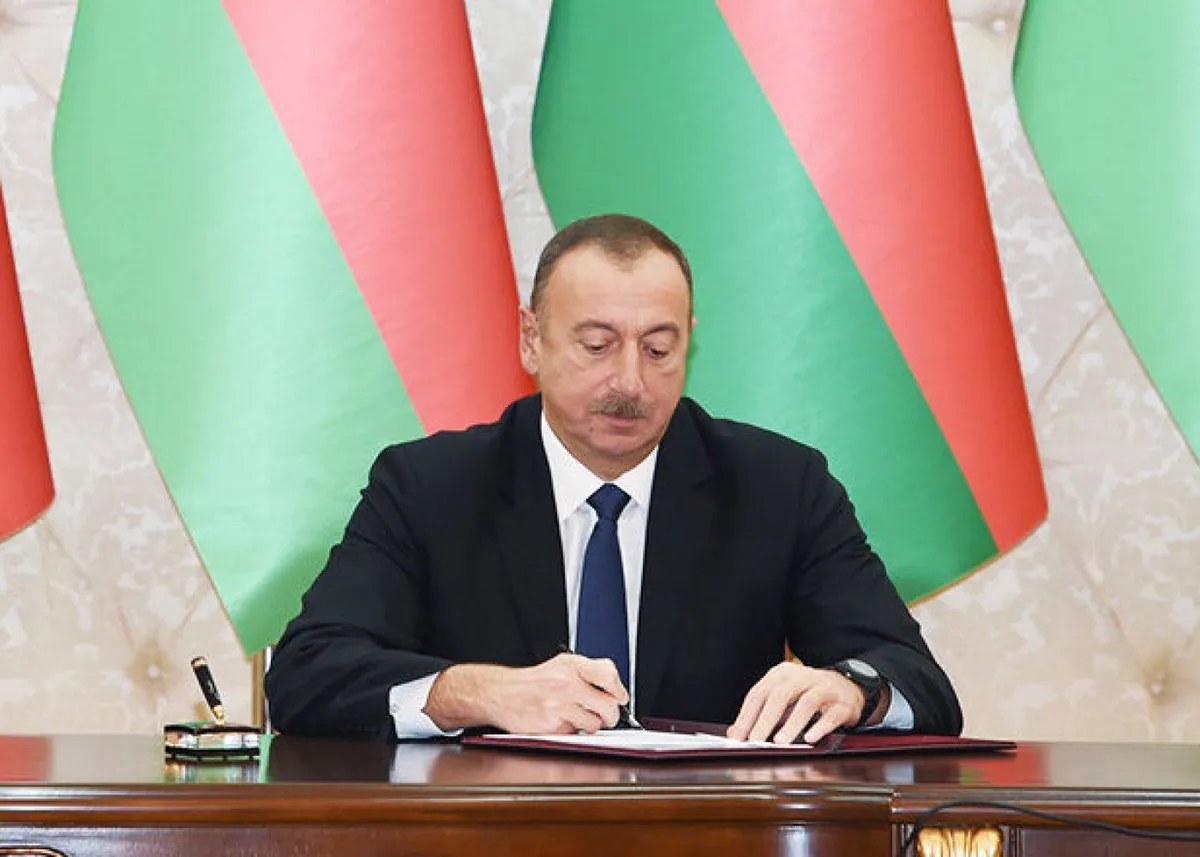 Prezident Rusiya ilə bağlı olan sazişi təsdiqlədi