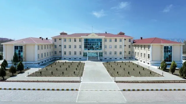 Baş həkim və müavinləri işdən çıxarıldı