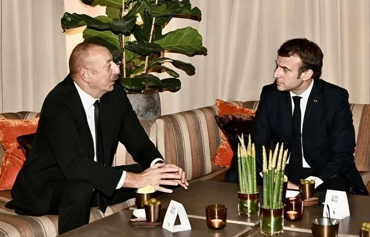 Paris Bakı ilə yaxınlaşır – Düpüyin sensasion şərhi