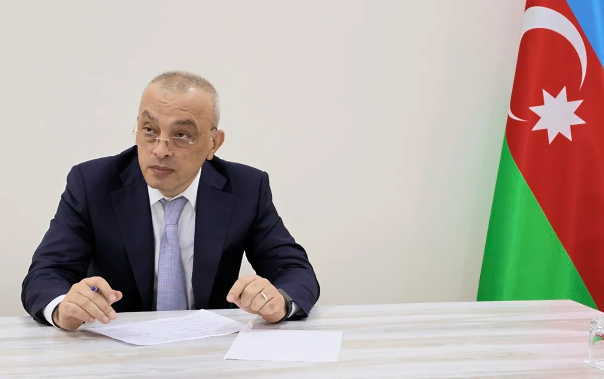 Zaur Mikayılov Cəbrayılda sakinlərin müraciətlərini dinləyib