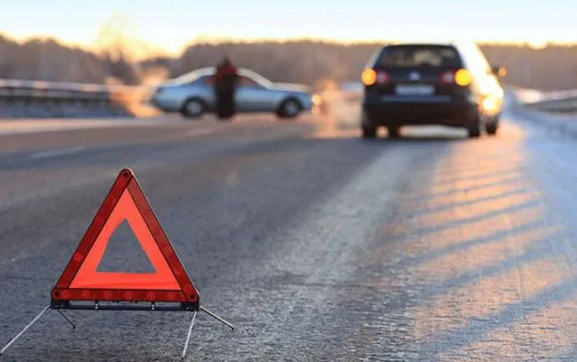 İsmayıllıda minik maşını TIR-la çırpıldı: Ölən və xəsarət alanlar var