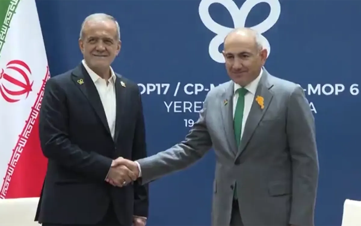 Nikol Paşinyan İrəvanda Məsud Pezeşkian ilə bir araya gəlib