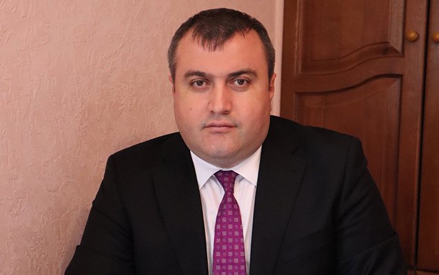 “Əvəz mənə fantastik məbləğ demişdi, sonra razılaşdıq”